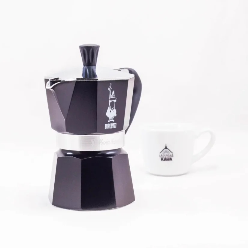 Bialetti Moka Express for 3 cups in black, suitable for heating on ceramic hobs.