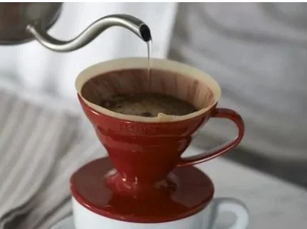 Hario V60-02 keramický červený VDC-02R