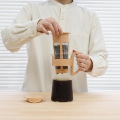 Hario Mizudashi Cold Brew palack 600 ml bézs színben. Hario Mizudashi Cold Brew palack 600 ml bézs színben.