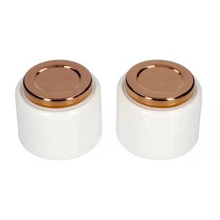 Dve biele espresso šálky Fellow Monty o objeme 90 ml, ideálne pre milovníkov ristretta.
