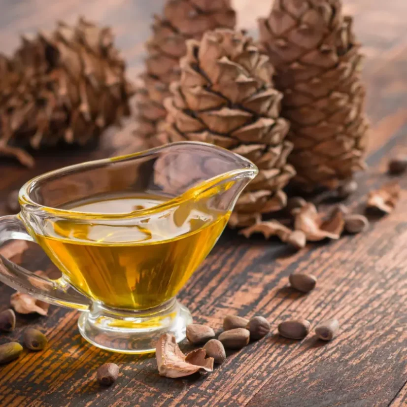 BIO Cèdre de l'Himalaya est une huile essentielle 100% naturelle avec un parfum boisé, idéale pour la relaxation et le rafraîchissement de l'espace.