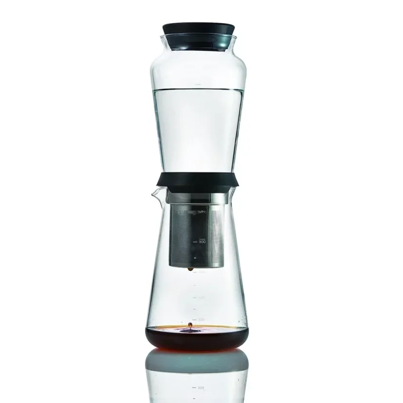 Glass cold brew dripper Hario Shizuku Slow Drip Brewer with a capacity of 600 ml, ideal for preparing cold coffee drinks.