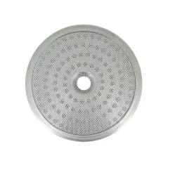 douche Lelit argentée sur un fond blanc douche Lelit argentée sur un fond blanc