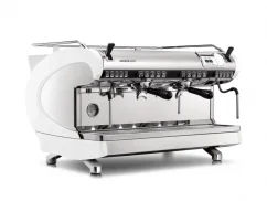 Profesionálny pákový kávovar Nuova Simonelli Aurelia UX v bielej farbe. Profesionálny pákový kávovar Nuova Simonelli Aurelia UX v bielej farbe.