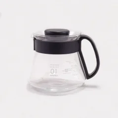 Üveg kávékiöntő Hario Range, 360 ml űrtartalmú, ideális a szűrt kávé elkészítéséhez.