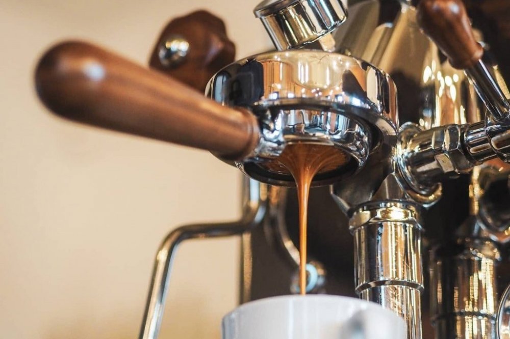 What to know before you buy a lever coffee machine Green Plantation
