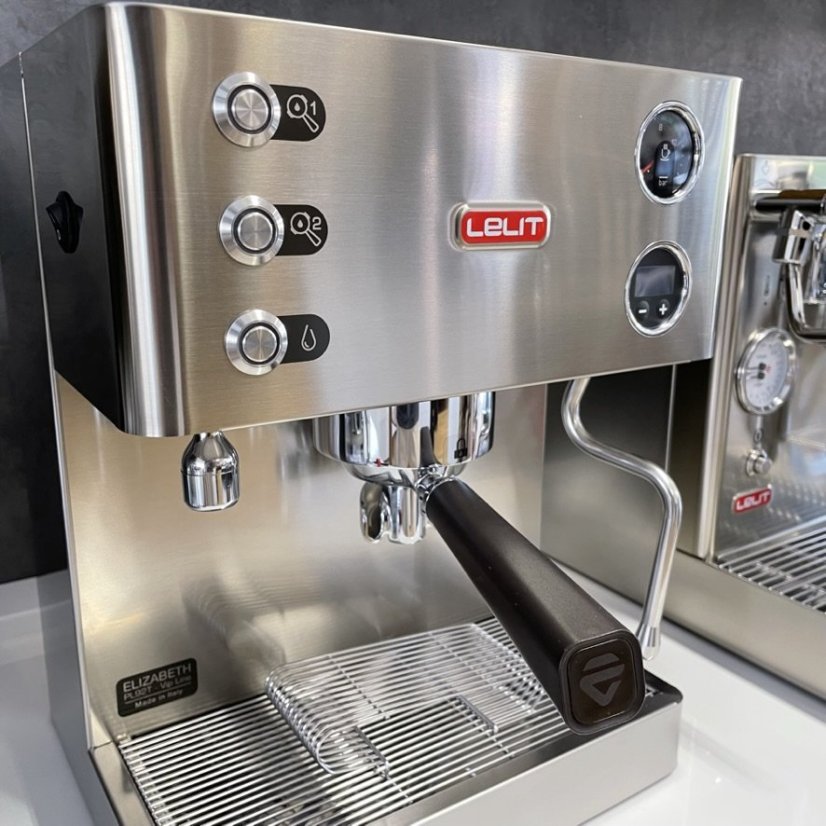 Cafetera espresso manual Lelit Kate PL82T, ideal para preparar espresso.