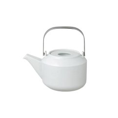 Hrnček na čaj LT Kinto v bielej farbe. Objem 600 ml.