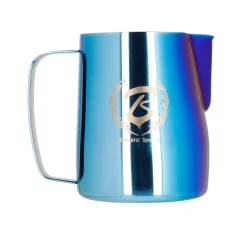 Blaue Milchkännchen Barista Space Blue.