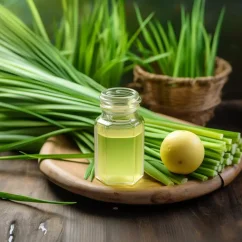 Glass bottle with 10 ml of 100% natural lemongrass essential oil featuring an herbal aroma.