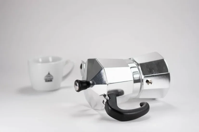 Aluminum moka pot for 2 cups
