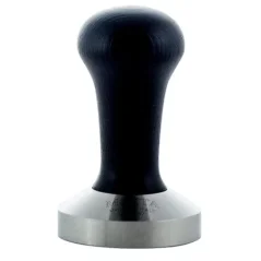 Ręczny tamper do kawy w czarnym kolorze o średnicy 58 mm.