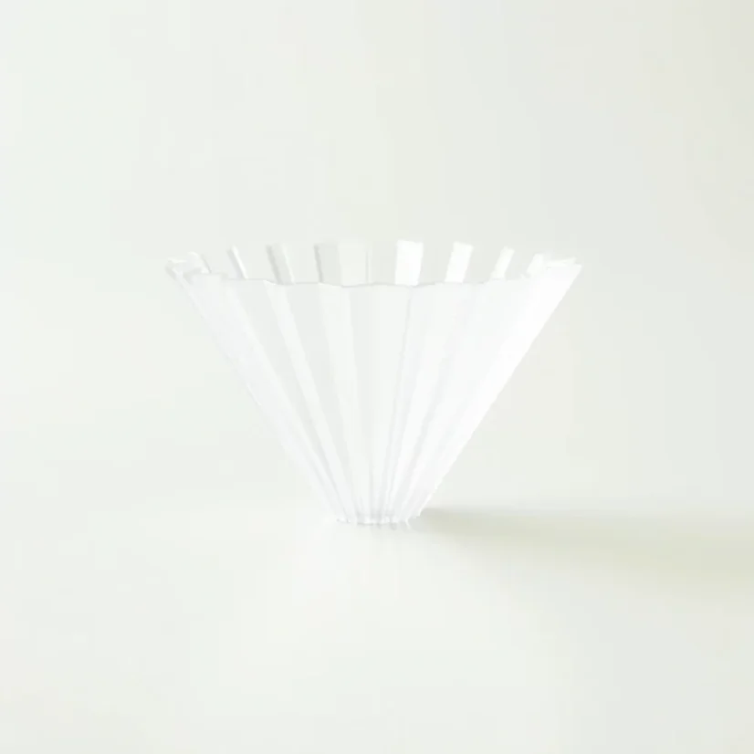 Dripper en plastique Origami Air de taille M. Version transparente.