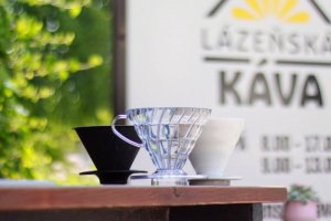 V60 aus Kunststoff, Porzellan oder Stahl. Welches ist das Beste?