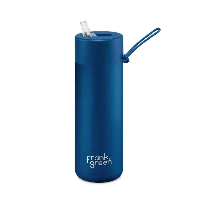 Frank Green Ceramic Deep Ocean thermos with a straw, capacity 595 ml, perfect for travel.