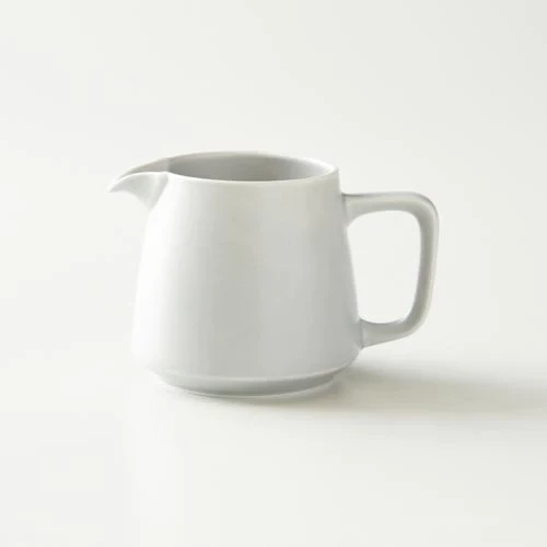 Service à café en porcelaine origami.