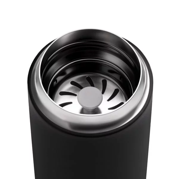 Mug isotherme Fellow Carter Move Mug noir d'une capacité de 473 ml, fabriqué en acier inoxydable.