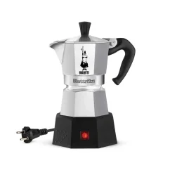 Strieborná Moka kanvička so zdrojom ohrevu značky Bialetti Moka Elettika Standart pre 2 porcie kávy.