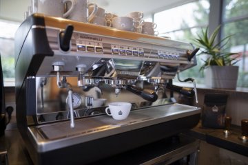 What kind of coffee machines do the best Czech restaurants use?