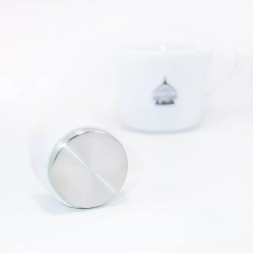 Gobelet thermique blanc Asobu Urban d'une capacité de 460 ml, idéal pour voyager.