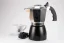Cafetière moka pour préparer quatre tasses d'espresso