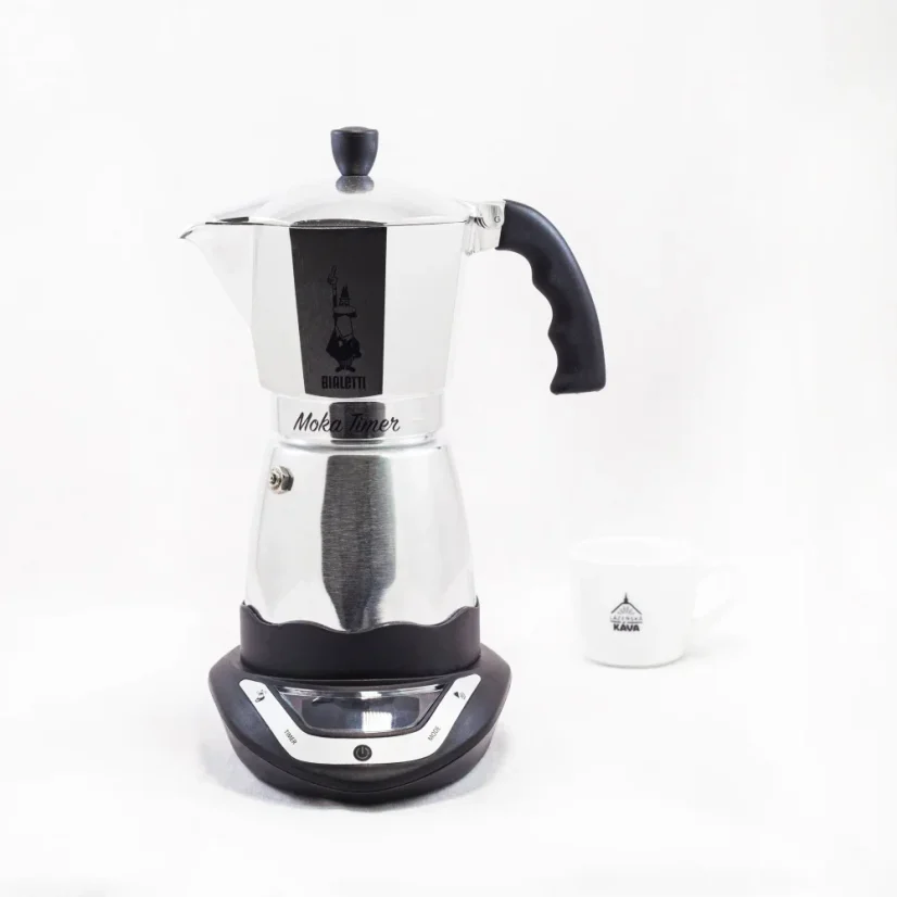 Strieborný kávovar Bialetti Moka Timer na 6 šálok na prípravu lahodnej kávy.