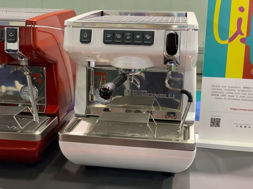 Nuova Simonelli Appia Life 1GR V - Profesionálne pákové kávovary: funkcie kávovaru : programovateľné tlačidlá