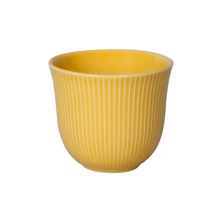 Žltý porcelánový degustačný šálka Loveramics Brewers s reliéfnym dizajnom a objemom 250 ml.