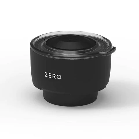 Trinity Zero noir pour la préparation de café filtre.