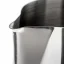 Nerezová konvička Rhinowares na mlieko s objemom 600 ml na bielem pozadí, detail na zobák konvičky.