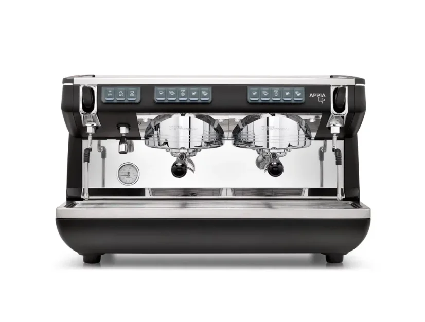 Professional lever espresso machine Nuova Simonelli Appia Life 2GR in black with programmable buttons for easy operation.