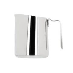 Cruche à lait Fellow Eddy de 350 ml en couleur argent élégante, idéale pour les amateurs de café.