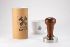 Presse-café en bois Heavy 58 mm avec une tasse