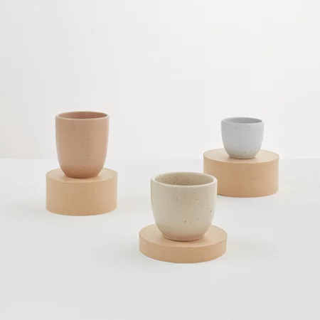 Tasse à café latte Aoomi Iris Mug de 250 ml en grès.