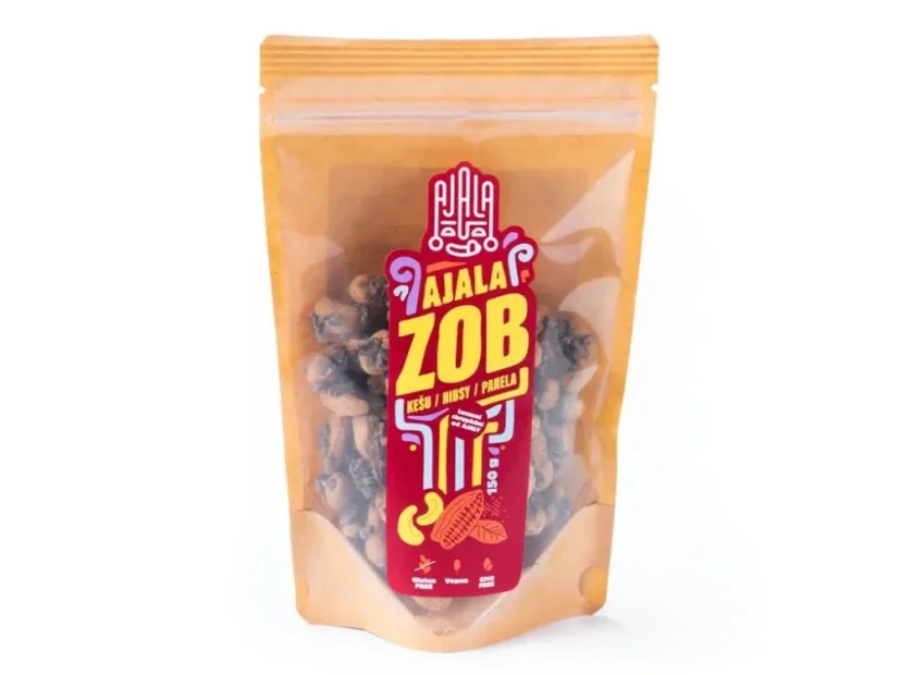 Paquet d'Ajala Zob - noix de cajou, pépites de cacao, panela 150 g.