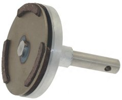 Frictiounskupplung mat enger Scheif mat Segmenter vu Frictiounsmaterial an enger Metallwier. Frictiounskupplung mat enger Scheif mat Segmenter vu Frictiounsmaterial an enger Metallwier.