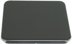 Schwaarz rechteckeg Elektresch Kachplack mat ofgeronnte Ecken a glänzender Fläch, Siicht vun uewen op der Säit.