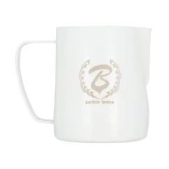 Barista Space Teflon Weiß 350 ml Milchkanne. Barista Space Teflon Weiß 350 ml Milchkanne.