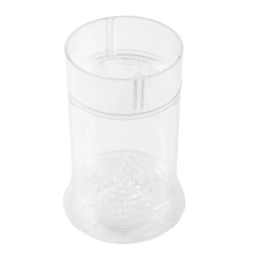 Tricolate Brewer on a white background