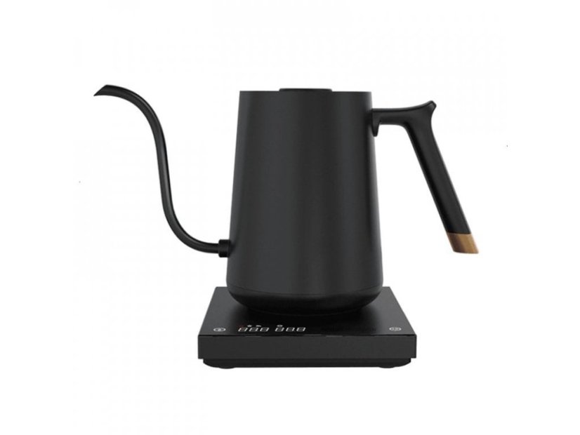 Black Timemore Mini Fish Smart Pour Over Thin kettle with a capacity of 600 ml, ideal for preparing coffee.