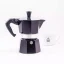 Cafetière Moka Bialetti Moka Express noire pour 3 tasses, adaptée pour la source de chaleur vitrocéramique.