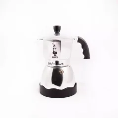 Bialetti Moka Timer silberne Mokkakanne für 3 Tassen auf weißem Hintergrund Bialetti Moka Timer silberne Mokkakanne für 3 Tassen auf weißem Hintergrund