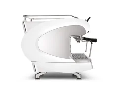 Vista lateral de la máquina de café blanca Aurelia Wave T3.