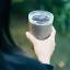 Design élégant et intemporel du tumbler Kinto To Go d'une capacité de 360 ml. Design élégant et intemporel du tumbler Kinto To Go d'une capacité de 360 ml.