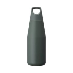 Termohrnček Kinto Trail Tumbler v farbe Ash Green, s objemom 580 ml, ideálny na cestovanie.