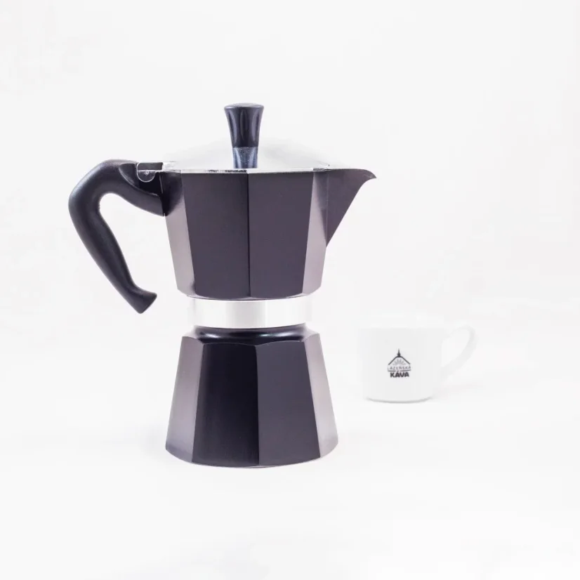 Moka traditionnelle noire Bialetti Moka Express d'une capacité de 270 ml, conçue pour préparer six tasses de café.