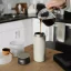 Tasse isotherme Kinto Travel Tumbler blanche 500 ml est un élégant gobelet en acier inoxydable, idéal pour protéger vos boissons lors de vos déplacements. Tasse isotherme Kinto Travel Tumbler blanche 500 ml est un élégant gobelet en acier inoxydable, idéal pour protéger vos boissons lors de vos déplacements.
