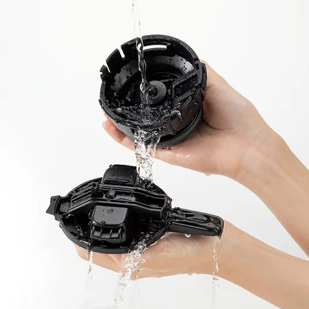 Hario Insulated Server V60-03 Plus nerez 800 ml černý