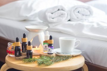 Wellness-Geschenk für Frauen: Kaffee und CBD-Kosmetik