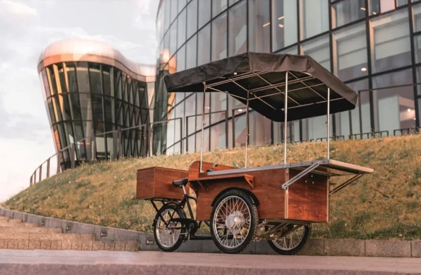 Mobile coffee cart on wheels - gastro bike